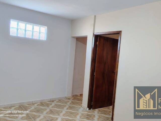 Casa para Locação em Franco da Rocha - 2